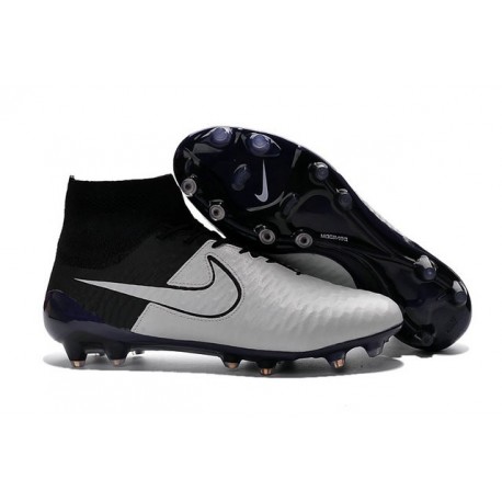 scarpe da calcio in pelle nike